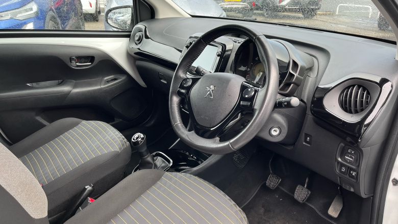 Peugeot 108 1.0 72 Collection 5dr Petrol Hatchback